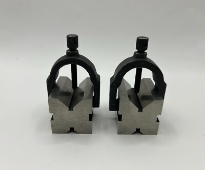 Brown & Sharpe 599-750-1 V-Blocks and Clamps 1-5/8''L X 1-1/4''W X 1-1/4''H, Used