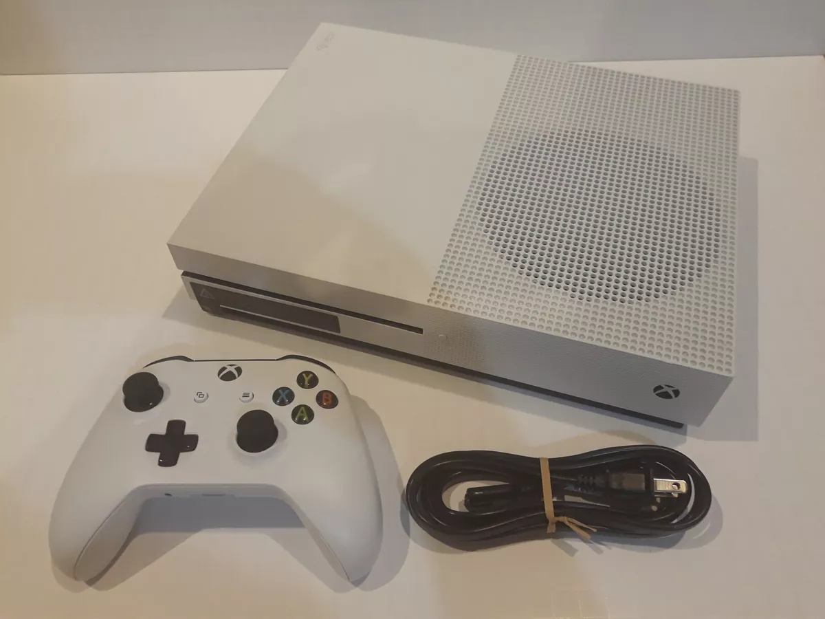 Microsoft Xbox One S 500GB Console (White) - Pre-Owned