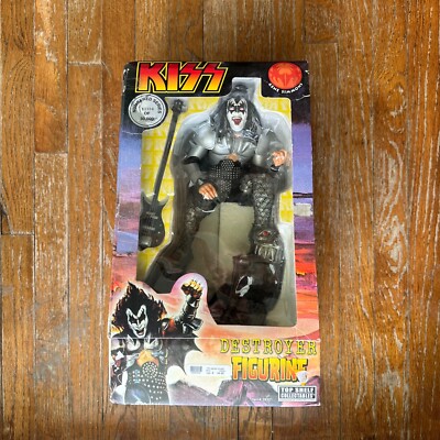 Fun-4-All 2002 TOP SHELF Destroyer GENE SIMMONS Action Figurine KISS NIB