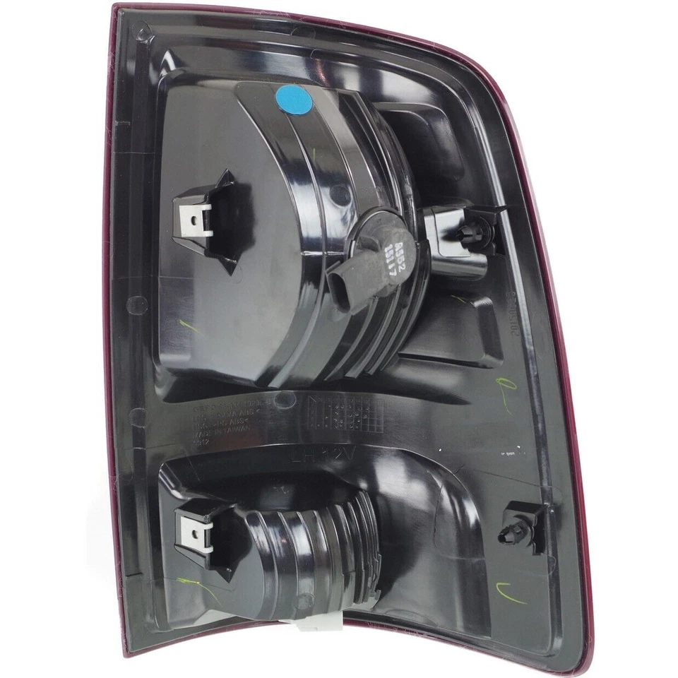 New right passenger tail light for 2010 2011 2012 Dodge RAM 1500 / 2500 / 3500  - Image 2 of 2