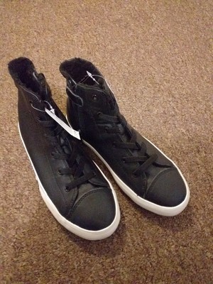 next older boys shoes