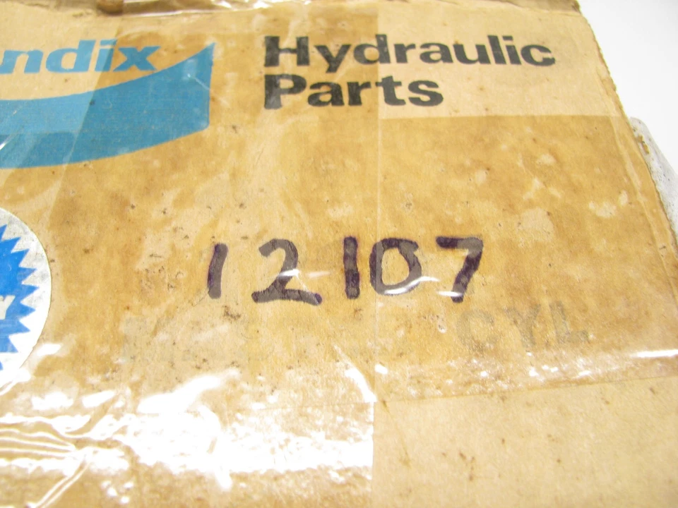 Cilindro maestro de freno Bendix 12107 para Nissan Pulsar NX Turbo 1983-1984 Foto 3 de 3