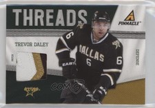 2011-12 Pinnacle Threads Patch 17/25 Trevor Daley #31 Patch 0mj2