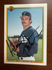 Signed 1990 Bowman - Adam Peterson #307
