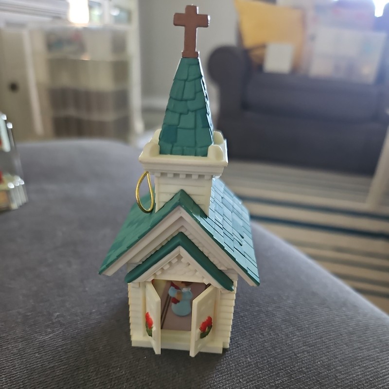 Vintage Hallmark Lighted Ornament Village Church 1984 Christmas