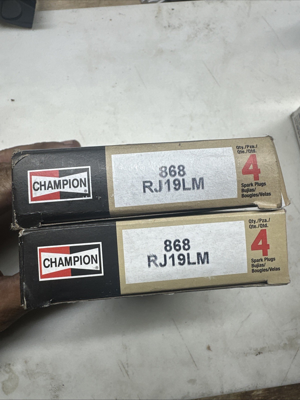 New Genuine Champion Copper Plus 868 Spark Plugs RJ19LM Set Of 8 