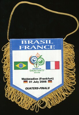 Fanion Pennant France Vs Brésil - Quart De Finale Coupe Du Monde 2006 - 10x9 Cm