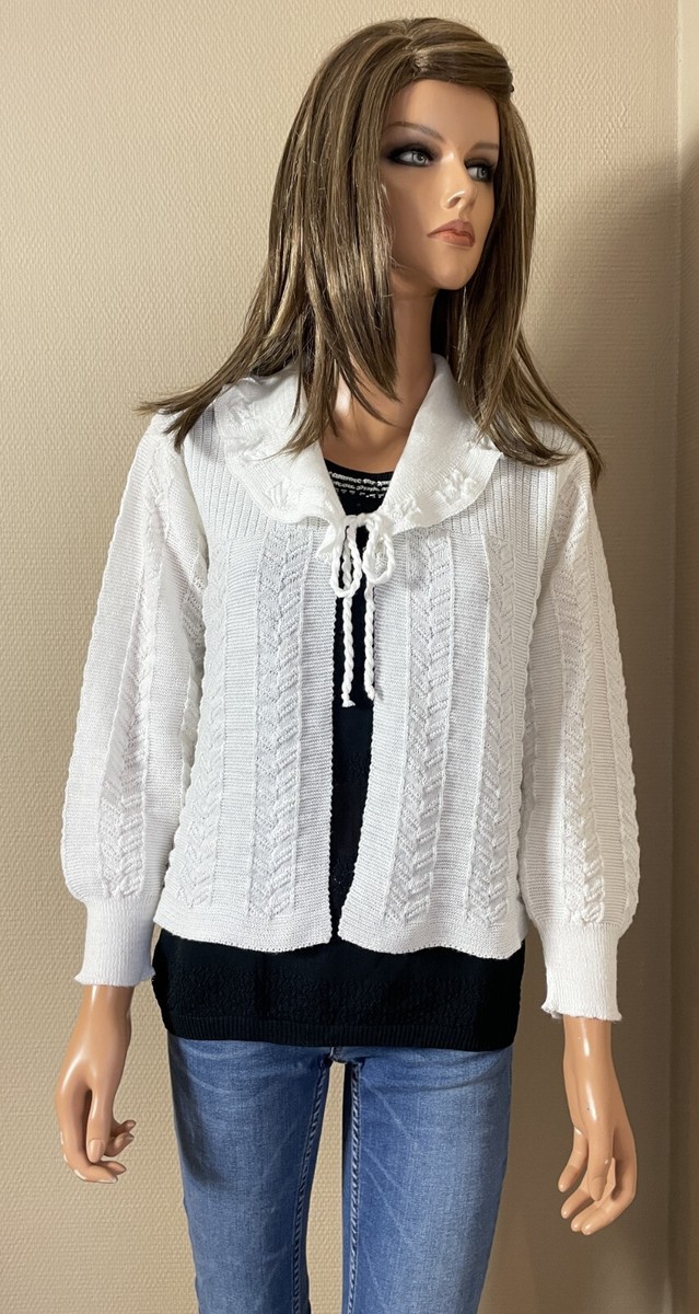 Pull tricoté à la main à manches pointelle et col haut en crème - Retro