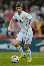 LEEDS UNITED HAND SIGNED LUKE MURPHY 6X4 PHOTO 4.