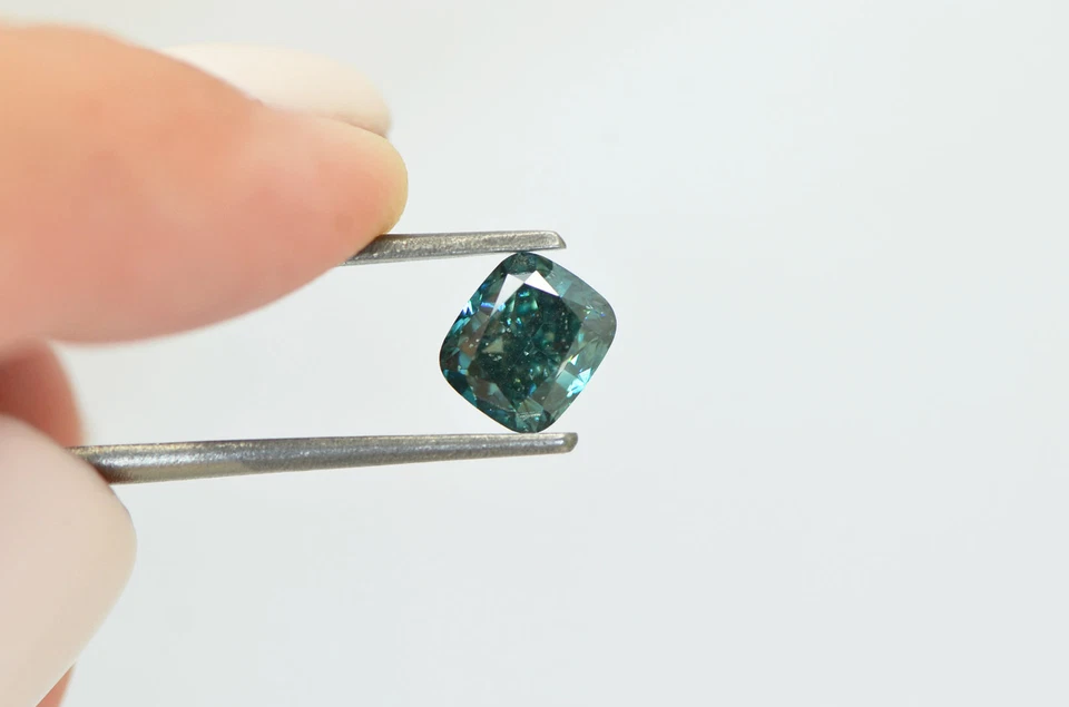 Cushion Shape Diamond Fancy Blue Color Loose VS2 Enhanced Certified 1.54 Carat - Image 2 of 4