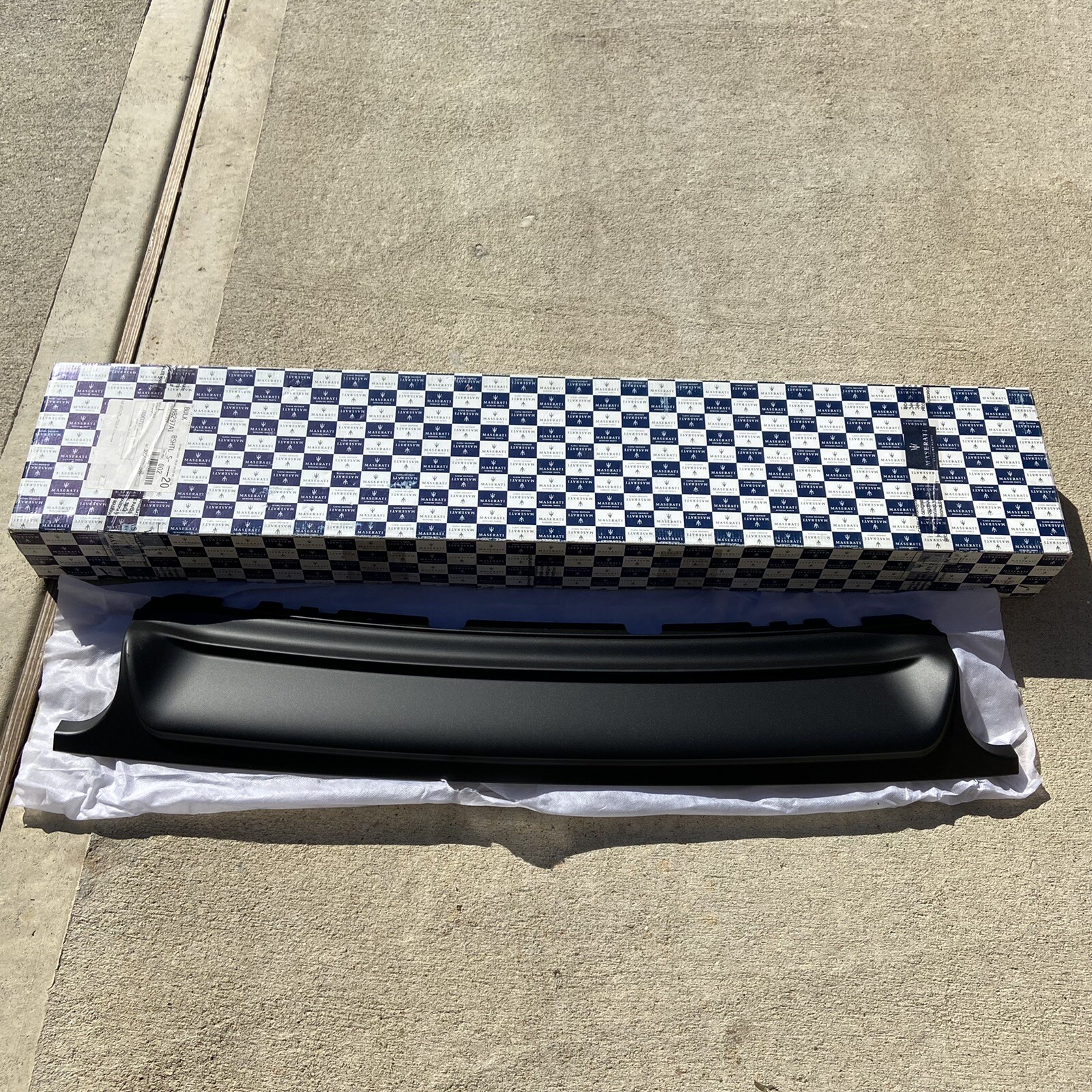 2014 - 2017 Maserati Ghibli Rear Bumper Lower Valance Trim Panel 670010777