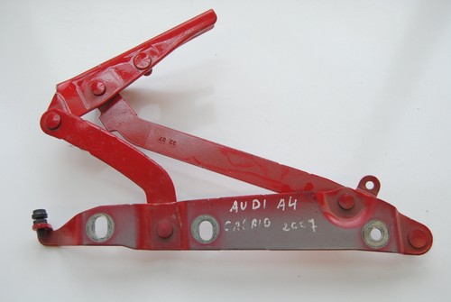 AUDI A4 B7 2007 RHD Heckklappenscharnier links 8H0827301B 1846993