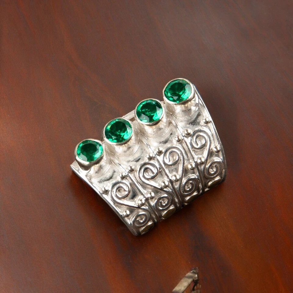 Anillo ajustable de plata de ley 925 con piedras preciosas de esmeralda creadas en laboratorio todas las tallas DB Foto 2 de 4