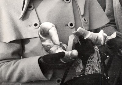 Milchrolle Croissant Komposition Studie Schnappschuss 1940