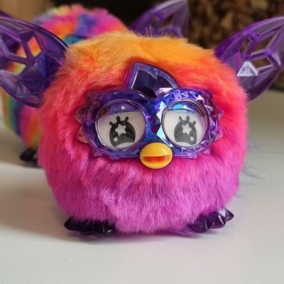 FURBY BABY CRYSTAL FURBLING RAINBOW GOLD YELLOW/ORANGE PINK/PURPLE