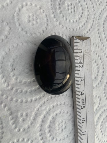 Schwarzer Obsidian  40 mm 21 Gramm Naturstein Heilstein