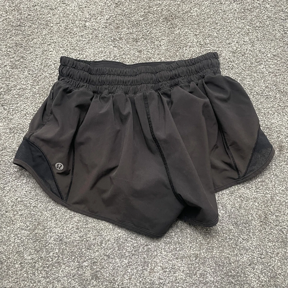 Lululemon Shorts Womens 4 Black Hotty Hot Lined 2.5 Inseam Running Reflective - Image 2 of 4