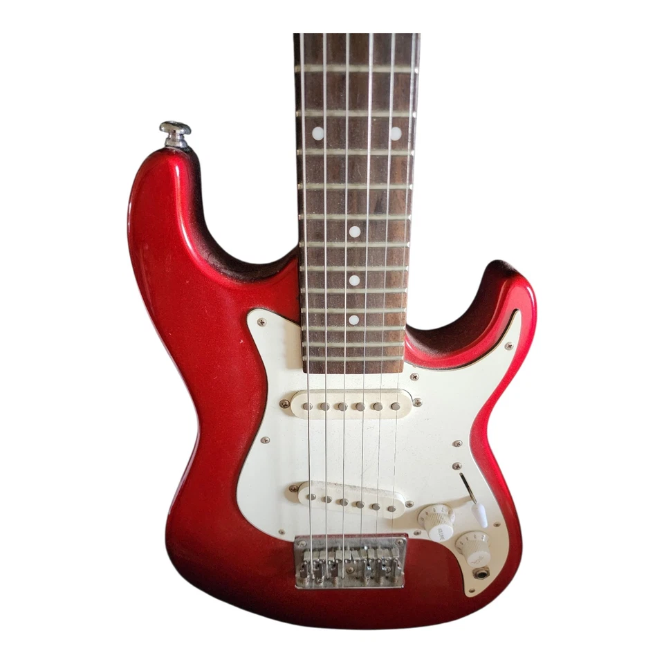 Mini guitarra eléctrica Samick Greg Bennett Malibu MMB-1 roja ¡USADA EN EXCELENTE ESTADO! Foto 2 de 4