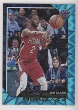 2018-19 Panini NBA Hoops Teal Explosion Ian Clark #231 0c2