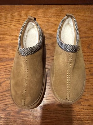 NEW Koolaburra By UGG Men display picture 1