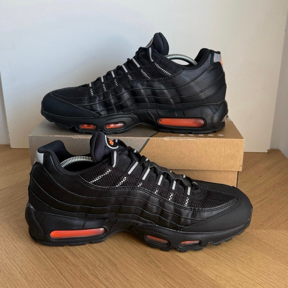 Nike Air Max 95 Black/Total Orange Men Sneakers DJ6884-001- SZ 12