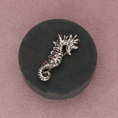 sterling silver vintage seahorse pin brooch