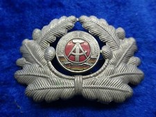 (A55-4) DDR NVA Mützenabzeichen Landstreitkräfte 2teilig Stahl Typ II alt groß