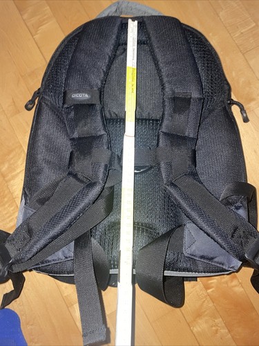 Dicota BackpackMission Rucksack Polyester schwarz 3 Fächer bis 39,6 cm (15,6") - Bild 7 von 7