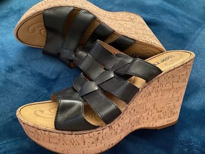 born wedges black