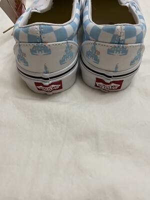2022 Disney World Vans 50th Anniversary Classic Slip On  display picture 1