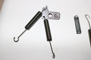 Nähmaschine Riccar 1488 original Ersatzteile Federset Feder