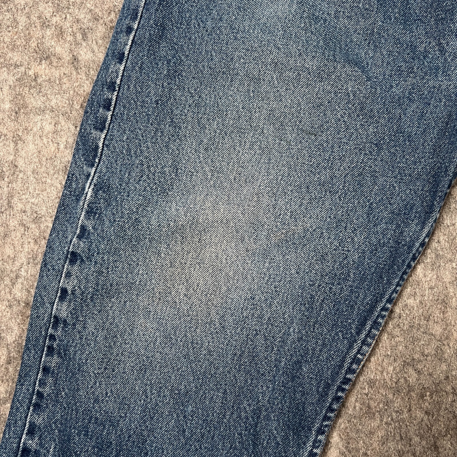 Levi's 505 Men's Straight Jeans Size 40x30 Blue Denim Cotton Stretch 5-Pockets thumbnail 3