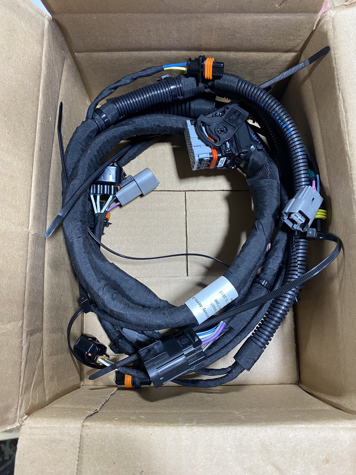 Can-Am Defender HD10 CAB 18 Wiring Harness Chassis 420666574 44099 