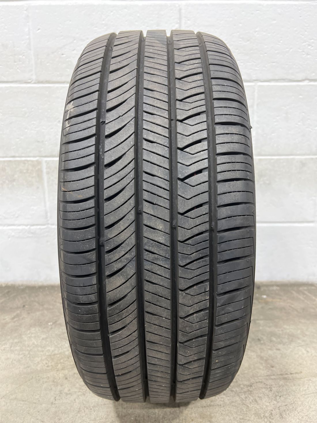 1x P215/45R17 Suredrive Sport 10.5/32 Used Tire eBay