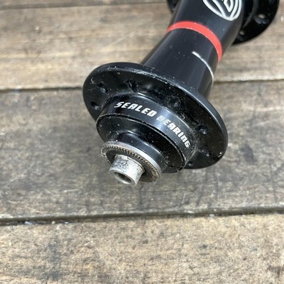 Bontrager Front Hub 20h 100mm QR Rim Brake Sealed Bearing Black