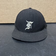 Fear Of God Essentials New Era 59fifty Hat Cap Black Size 7 3/8 MLB PREOWNED!!