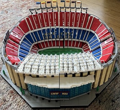 LEGO 10284 Camp Nou FC Barcelona Stadium 5509pc Complete Set w/ Manual