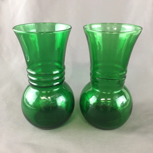 Vintage Pair of Anchor Hocking Emerald Green 6 3/8" Tall Glass Flower Vases