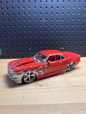 Maisto 1/18 Scale Pro Rodz 1968 Chevy Camaro Z28 Red W/ Flames Metal Model Kit