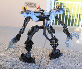 LEGO BIONICLE BARRAKI - Mantax 8919 - COMPLETE, GREAT CONDITION