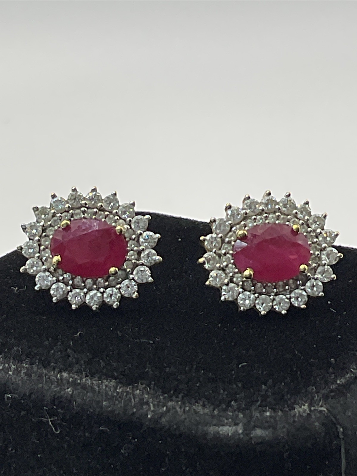 VINTAGE HANDMADE Solid 18K Yellow Gold Ruby & Dia… - image 16