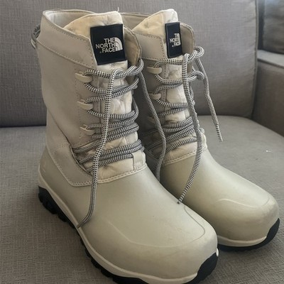 The North Face Yukiona Women s Boots Size 8.5 Waterproof Insulated