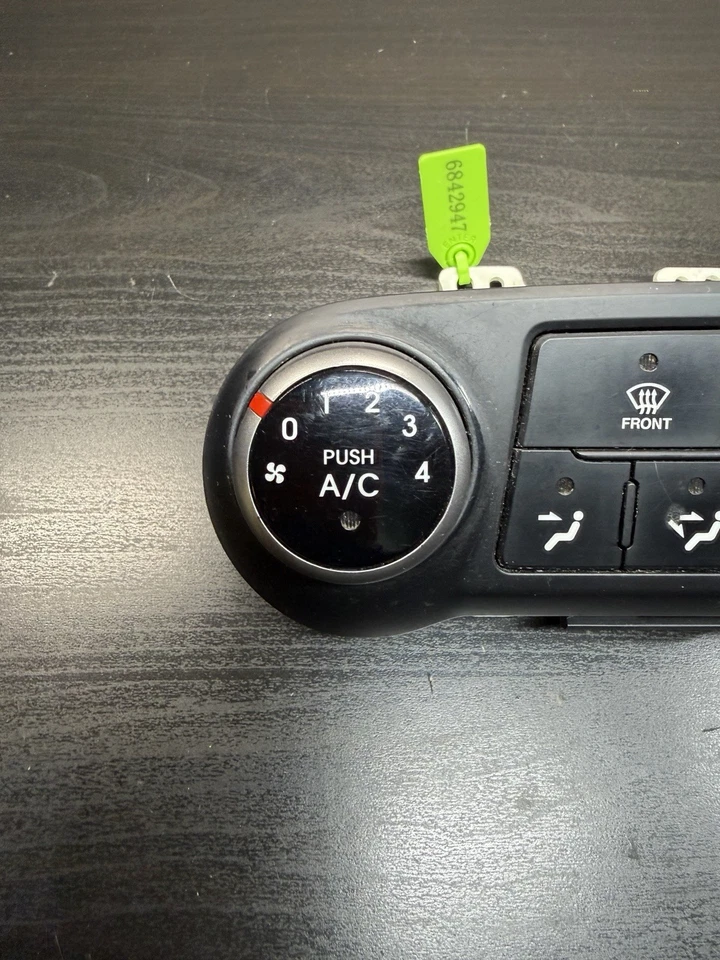 HYUNDAI TUCSON 2010-2013 CALENTADOR AIRE ACONDICIONADO CONTROL DE TEMPERATURA CONTROLADOR MANUAL Foto 2 de 4
