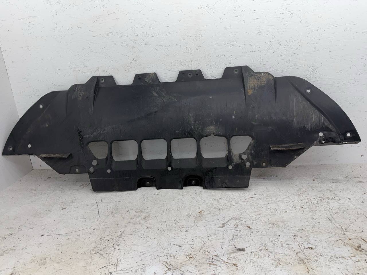 2014-2022 Maserati Ghibli Front Engine Lower Splash Shield Guard Liner Cover