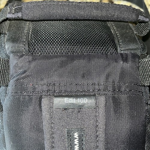Lowepro Small Digital Camera Bag Multiple Pockets Storage Black Shoulder Strap - Picture 12 of 16