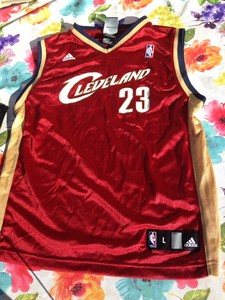 gold lebron jersey