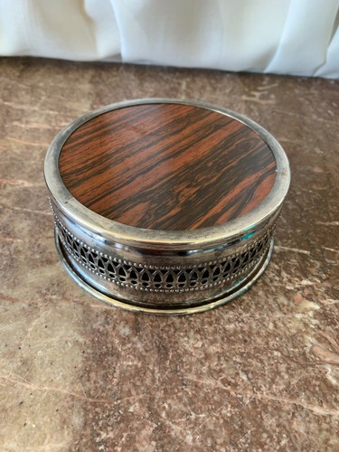 Vintage MCM Sheffied Silver plate Formica bottle coaster 5.25" reticulated edge - Picture 4 of 8