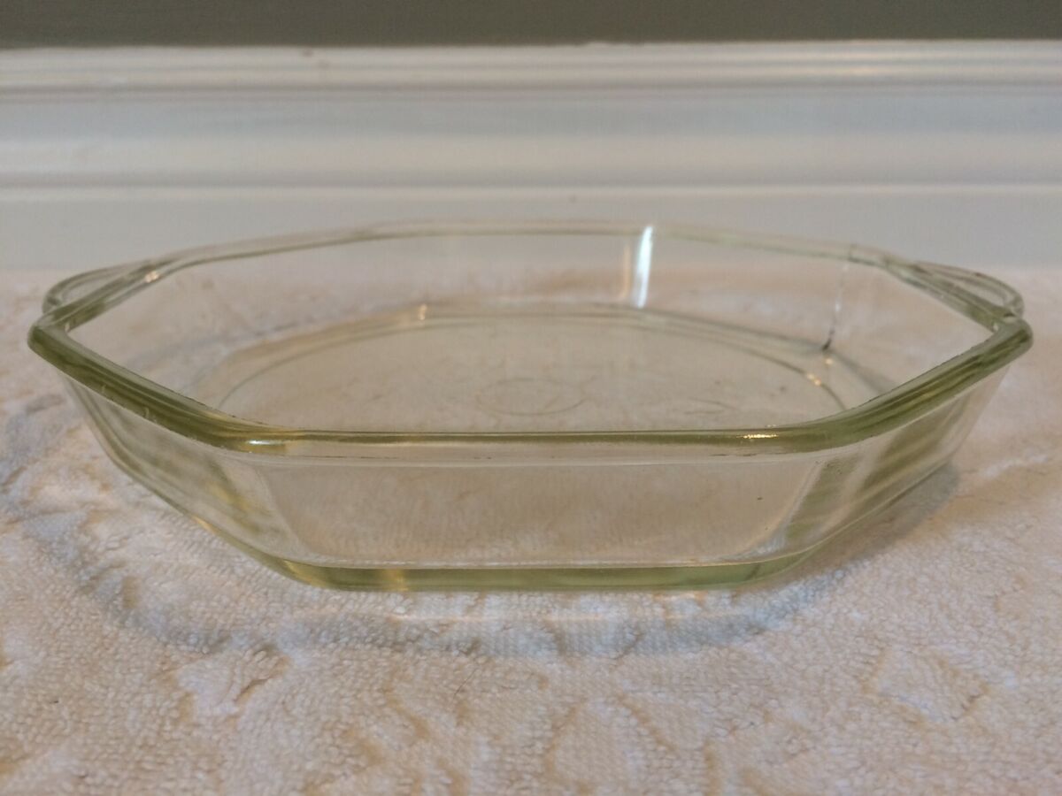 Vintage JAJ-PYREX England 1950s Crystal-Clear Octagonal Vintage JAJ-PYREX England 1950s Crystal-Clear Octagonal