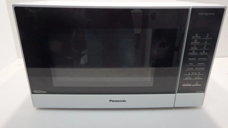 Panasonic NN-ST64JWQPQ 32L 1100W Inverter Microwave Oven - White (Faulty) - image 2 of 4