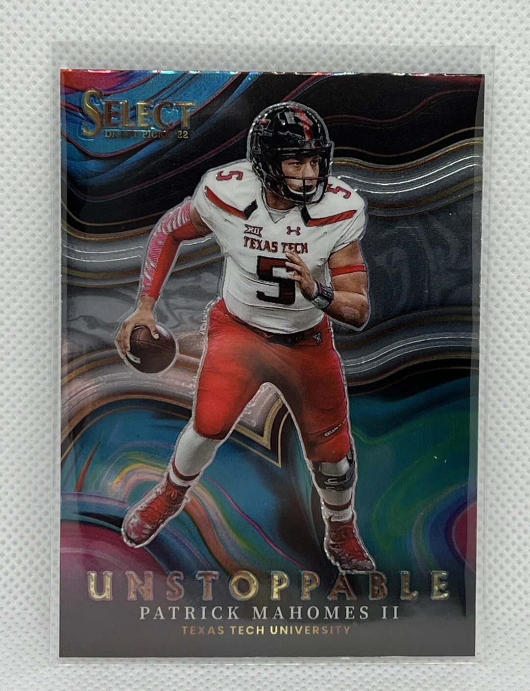 Patrick Mahomes trading card